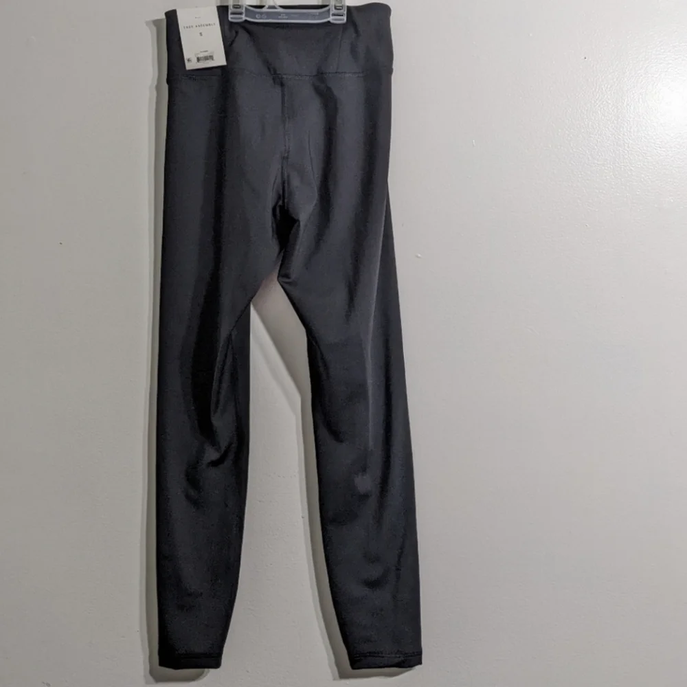 Free Assembly Women's Black Super Soft 7/8 Leggings, Size Small, New With Tag - Picture 8 of 10